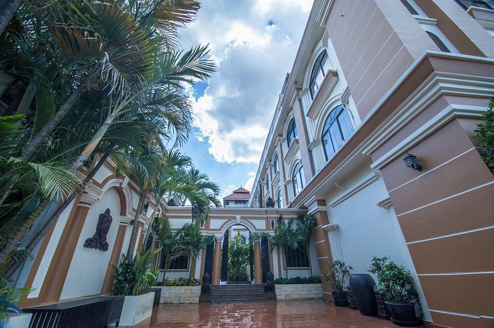Reaksmey Chanreas Hotel Siem Reap Esterno foto